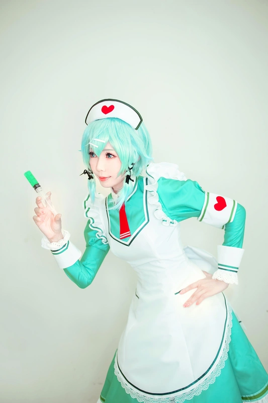 诗乃-护士 - ElyEE子