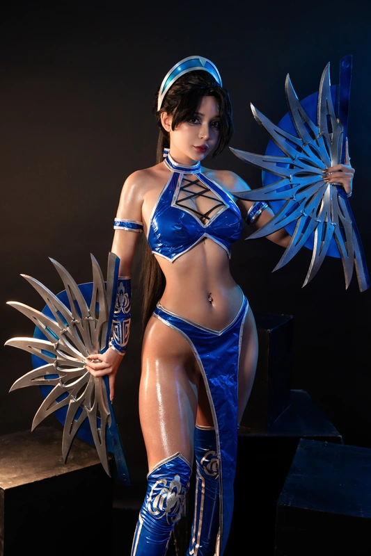 Kitana Mortal Kombat - Umeko J